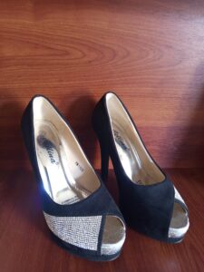 Tacones negro elegante N°35